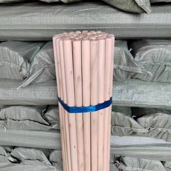 Bulk wholesale wooden sticks for broom handles from leading wooden sticks manufacturers