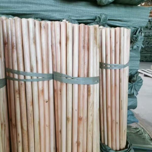 Customized Equipped Garden Broom Handle Suppliers Wooden Broom Stick