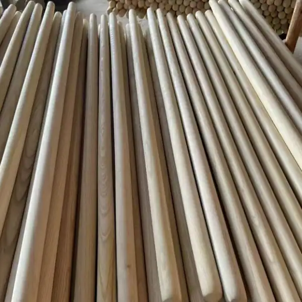 Bulk natural wood tool sticks, customizable sizes and finishes for high-quality custom wood tool handles
