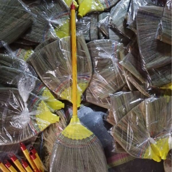 Assembled grass broom with packed broom heads, grass broom custom bulk orders from china factory